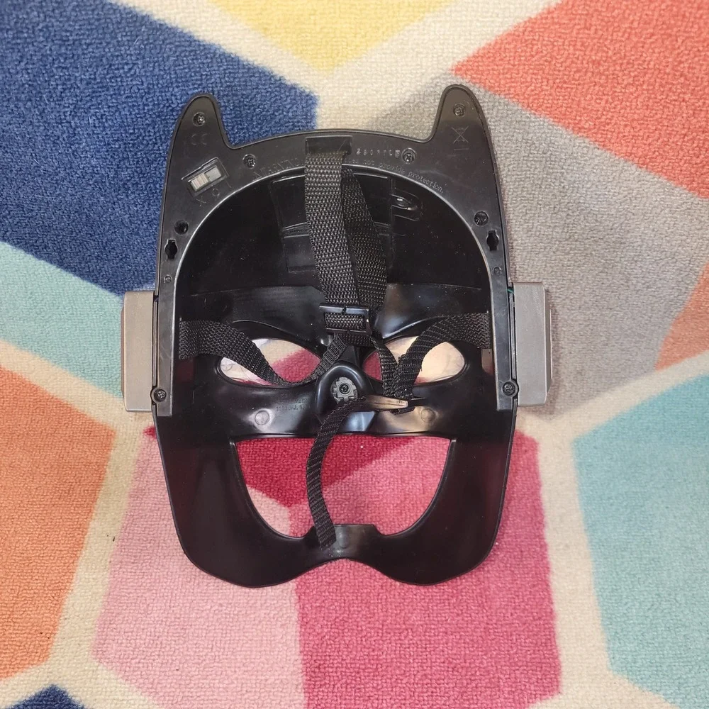 DC Comics Batman Voice Changer Mask with Blue Lights and Sounds Black Cowl